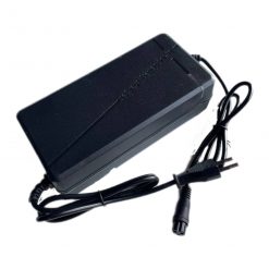 Зарядний пристрій 72V 5A DC5,5*2,5 (84V)